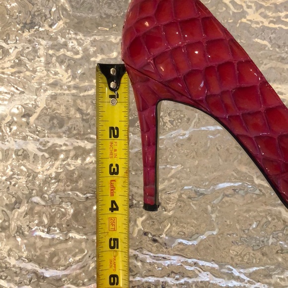 Hot Pink Enzo Angiolini Heels (size 8.5) - Picture 7 of 7